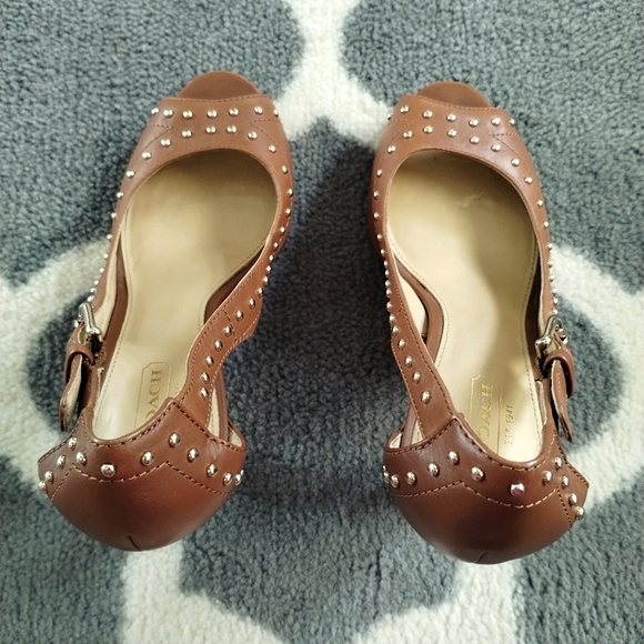 Coach "Billie" Studded Peep Toe Heel 👠in Walnut - Picture 6 of 13